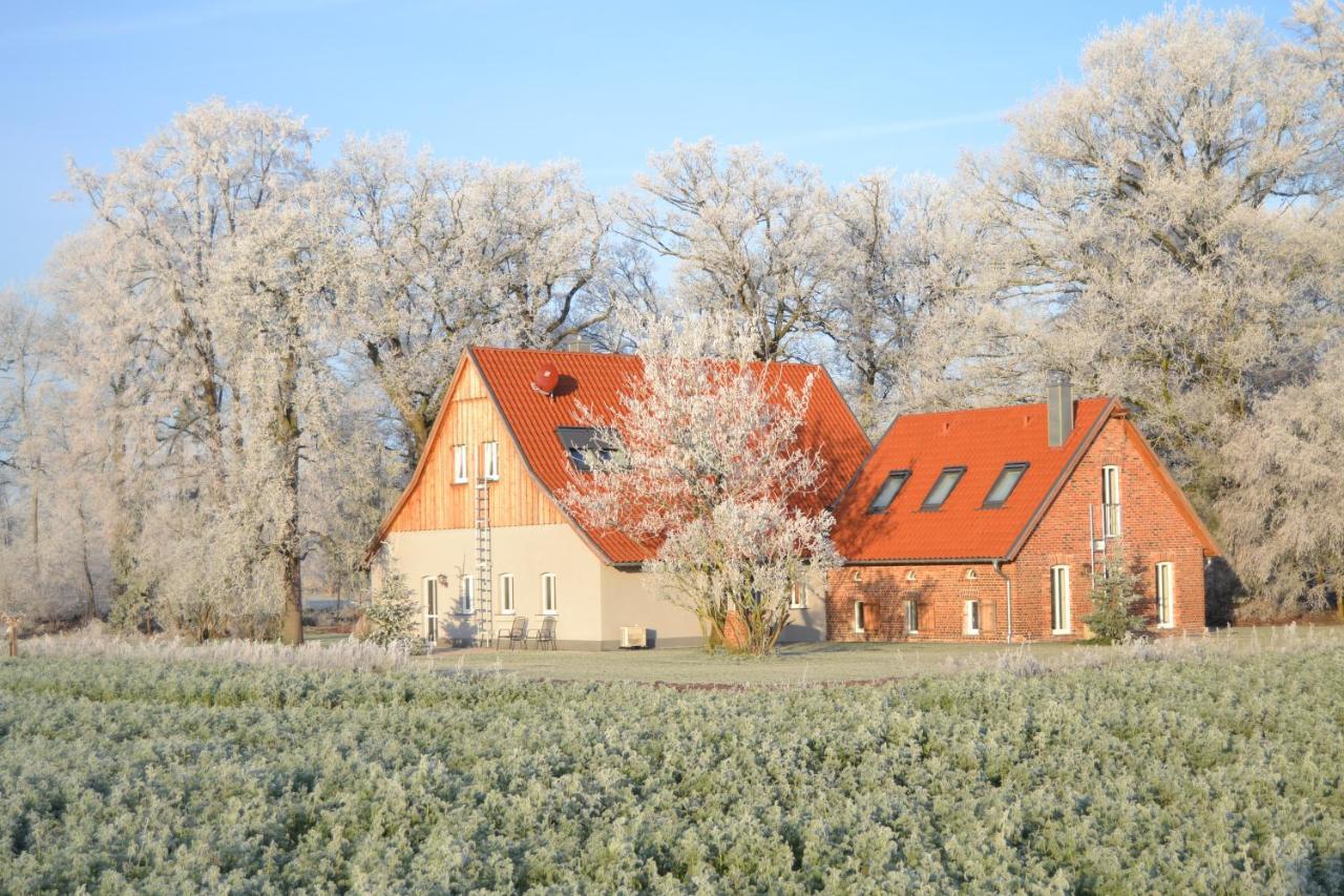 Zum Heuerling Ferienwohung Im Alten Stall Mit Sauna Versmold ภายนอก รูปภาพ